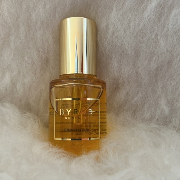BYROE New York Tomato Serum - anti aging serum. Hydration - glow - firmness - - Picture 2 of 6